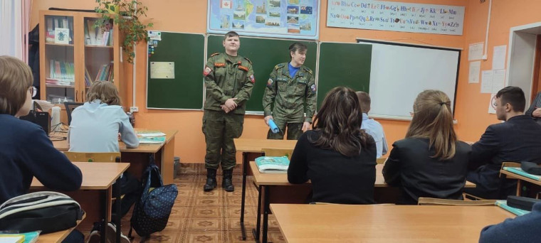 "Для нас всегда открыта в школе дверь...".